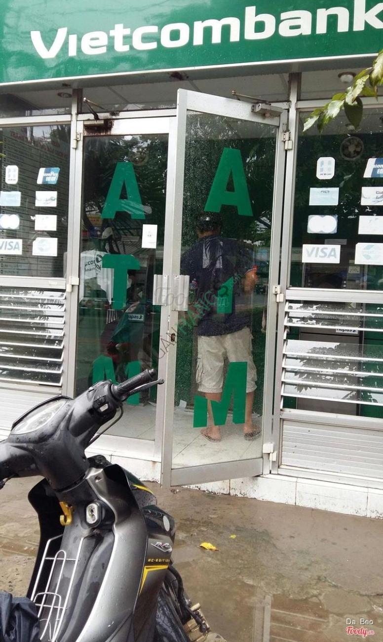 Ảnh Cây ATM ngân hàng Ngoại thương Vietcombank 260 Nguyễn Văn Cừ 1